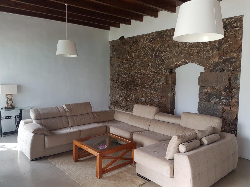 Hotelito Rural Flor De Timanfaya Tinajo Exterior foto