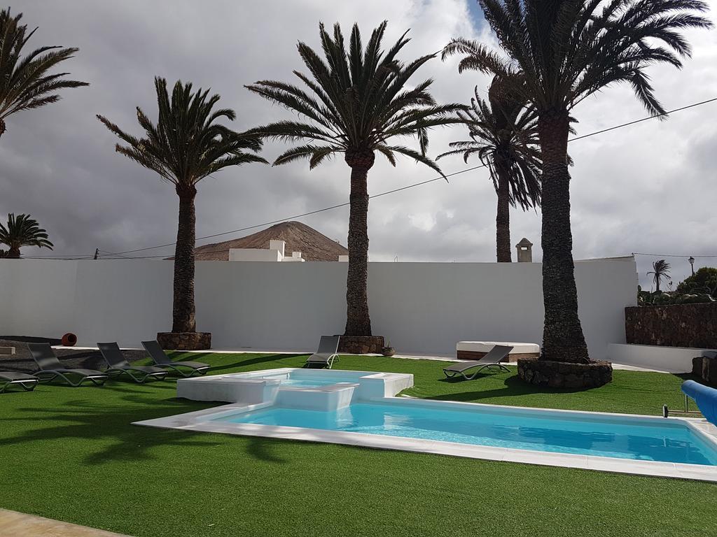 Hotelito Rural Flor De Timanfaya Tinajo Exterior foto