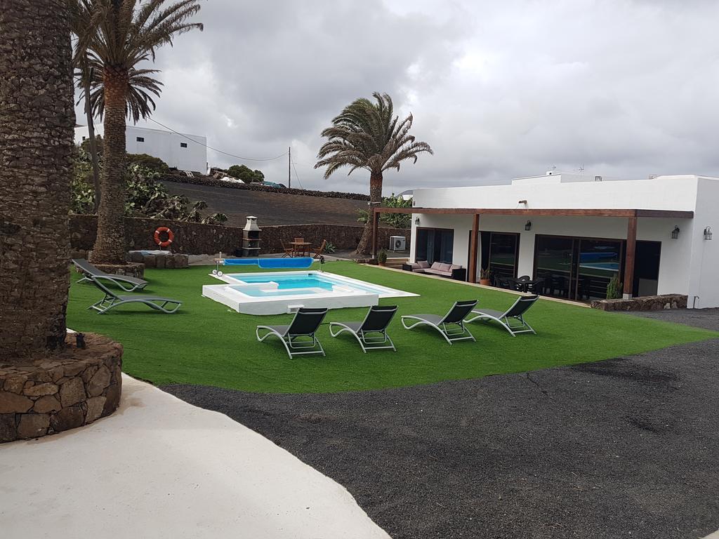 Hotelito Rural Flor De Timanfaya Tinajo Exterior foto