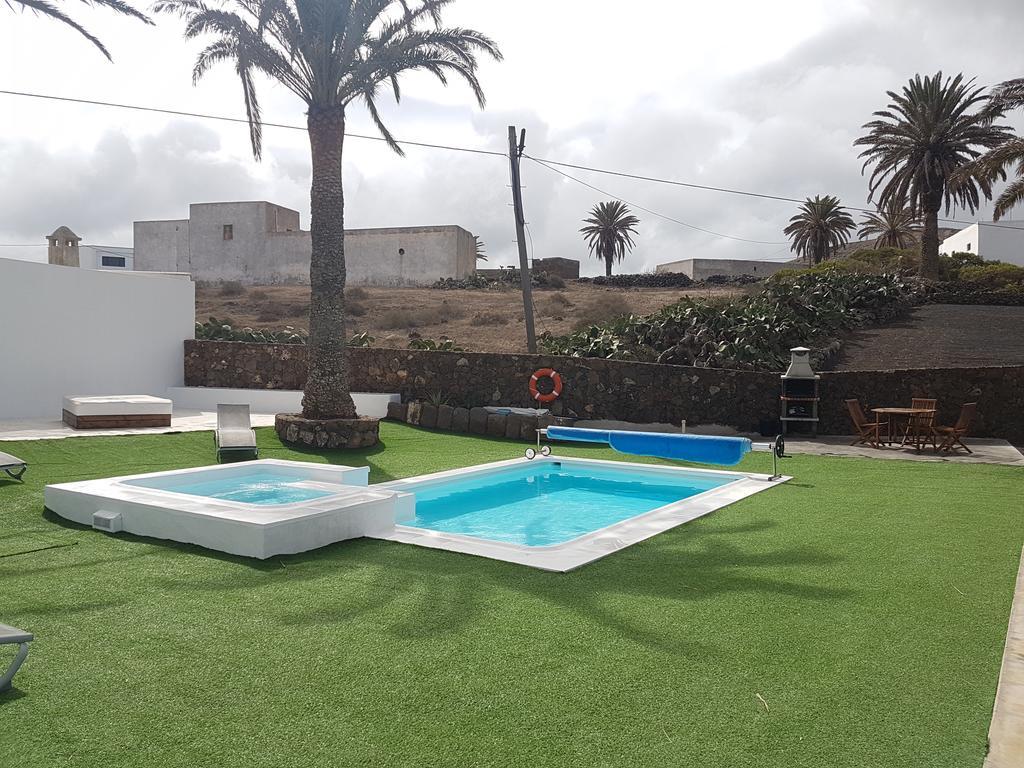 Hotelito Rural Flor De Timanfaya Tinajo Exterior foto