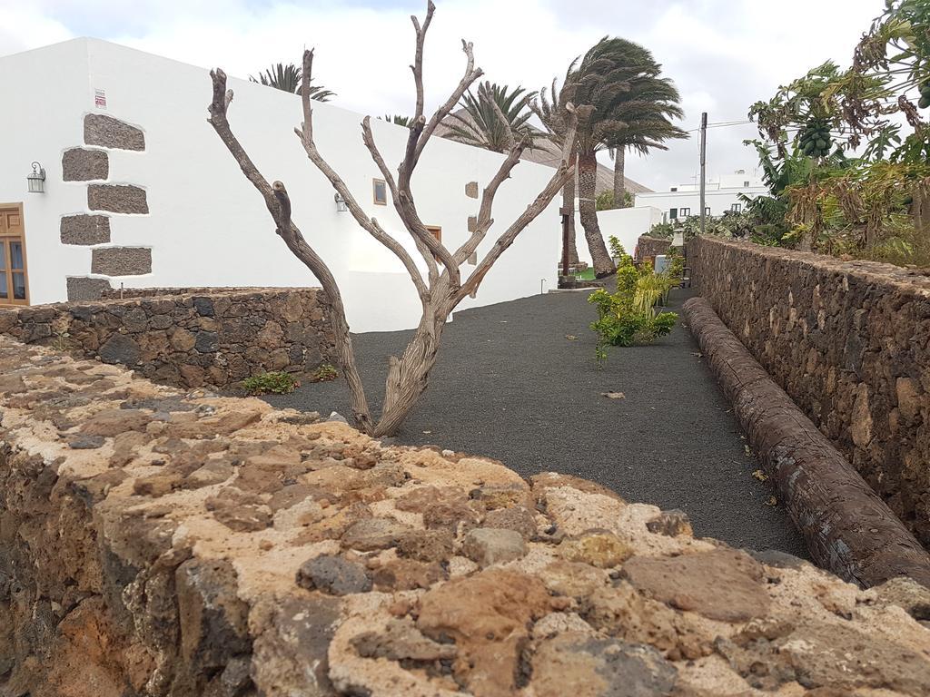 Hotelito Rural Flor De Timanfaya Tinajo Exterior foto